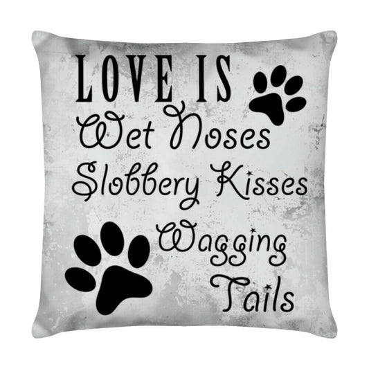 Kissen " Love is..." Weiß – hunde-shirt.de